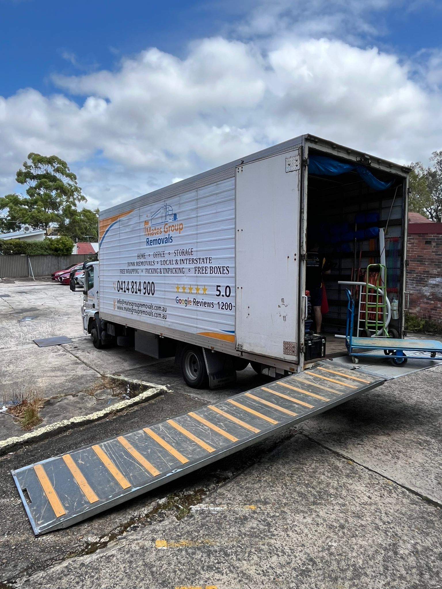 Removalists Sydney to Albert Park